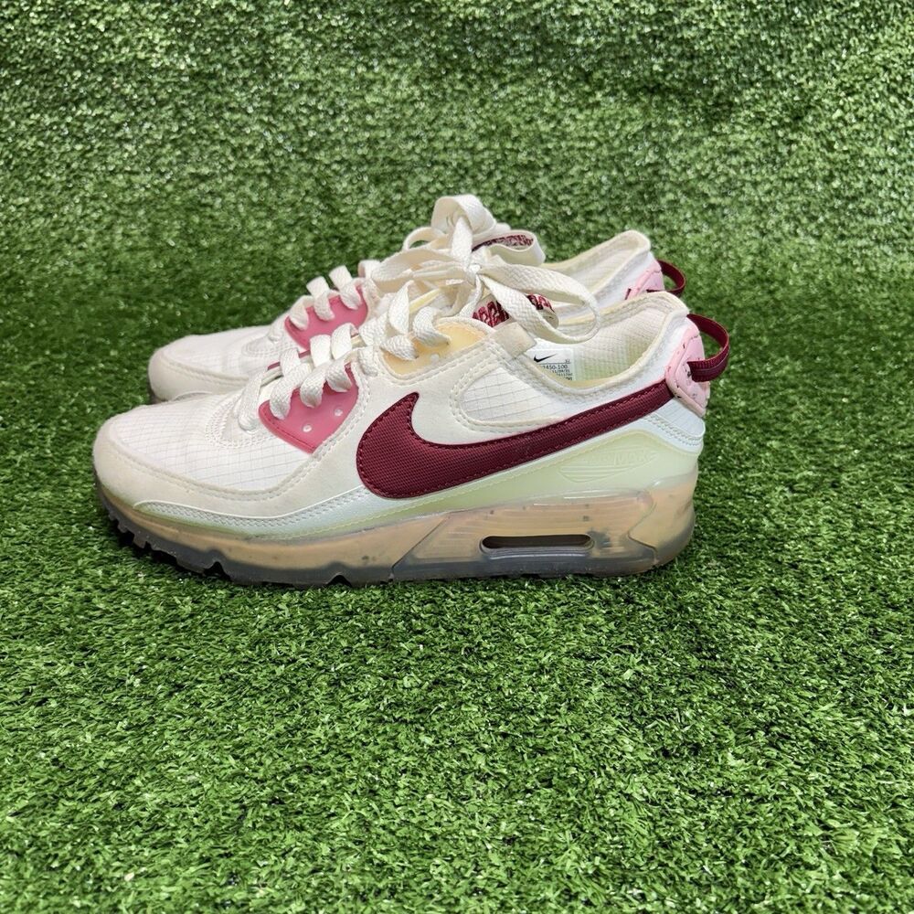 Nike Air Max Terrascape 90 White Pomegranate Sneakers Womens Size 6.5 DC9450-100